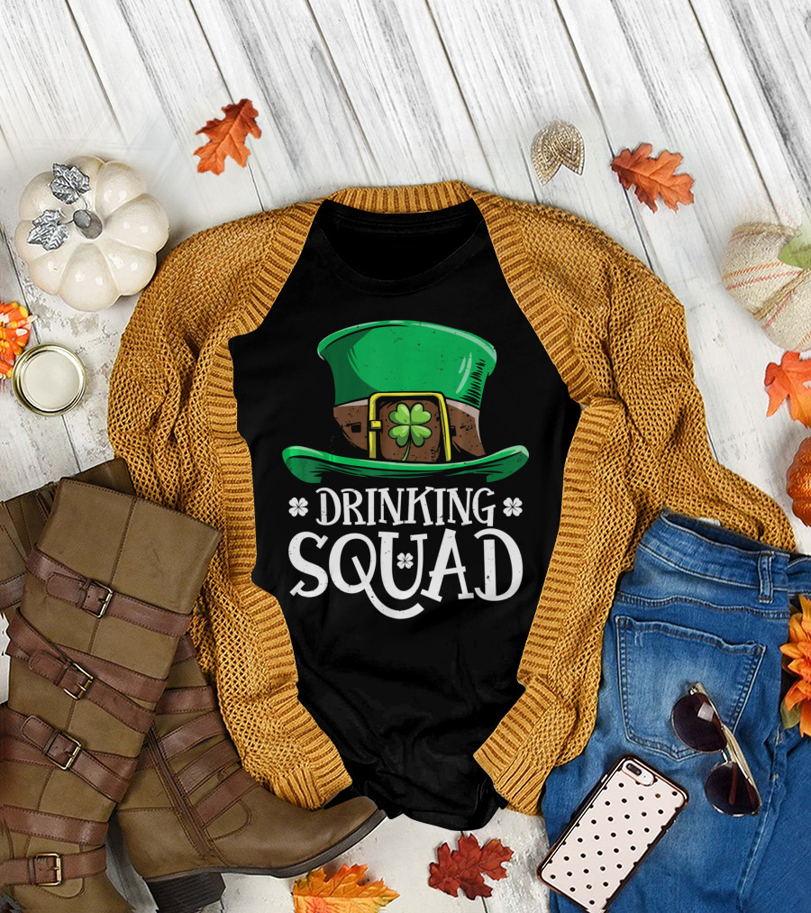 Leprechaun Drinking Squad St Pat Green Hat Clover St Patrick's Day T-Shirt