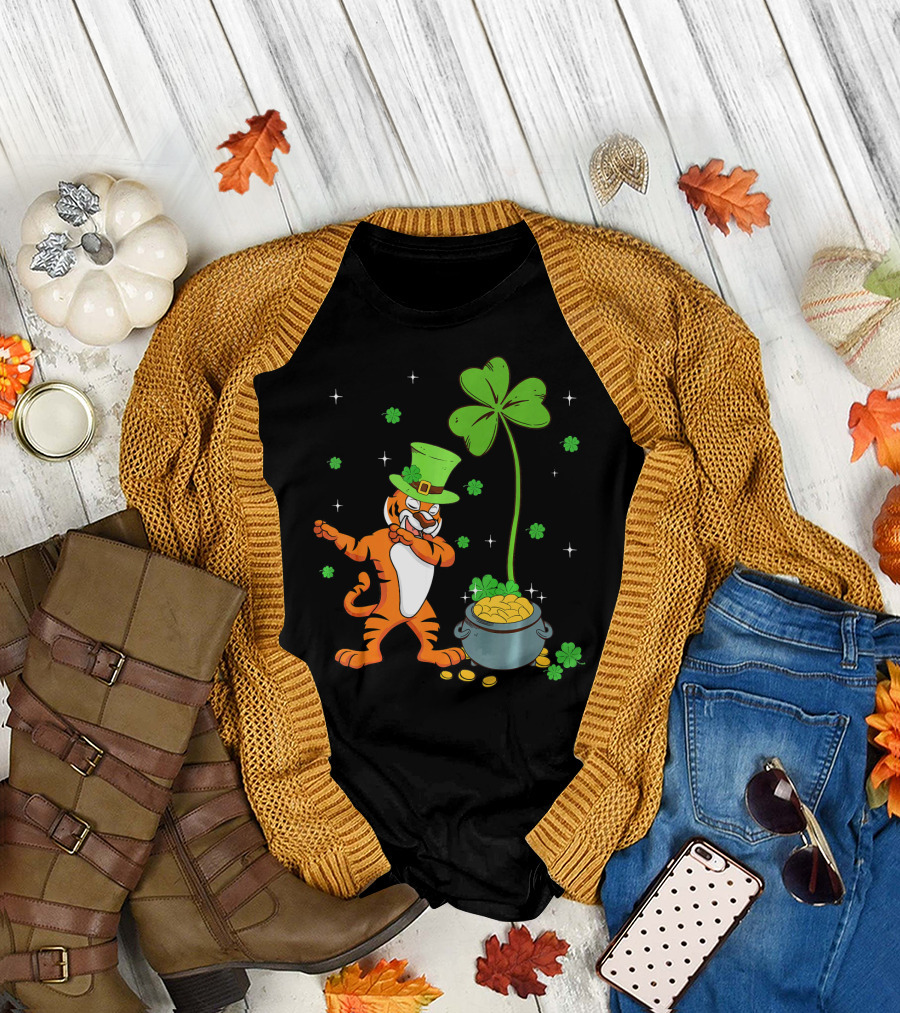 Shamrock Leprechaun Tiger St Patricks Gold Pot T-Shirt