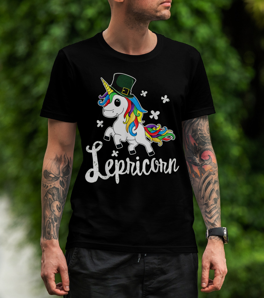 Lepricorn St Patricks Day Unicorn With Rainbow Mane And Leprechaun Hat T-Shirt