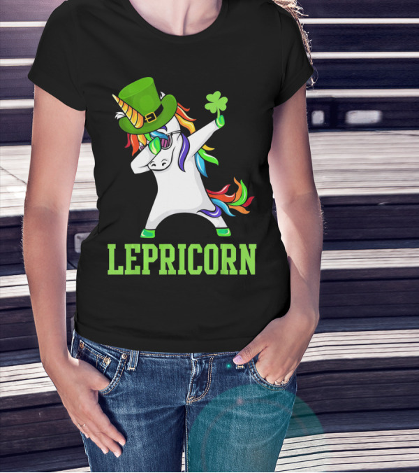 Lepricorn Lucky Irish St Patricks Day Unicorn Dabb With Shamrock Hat T-Shirt