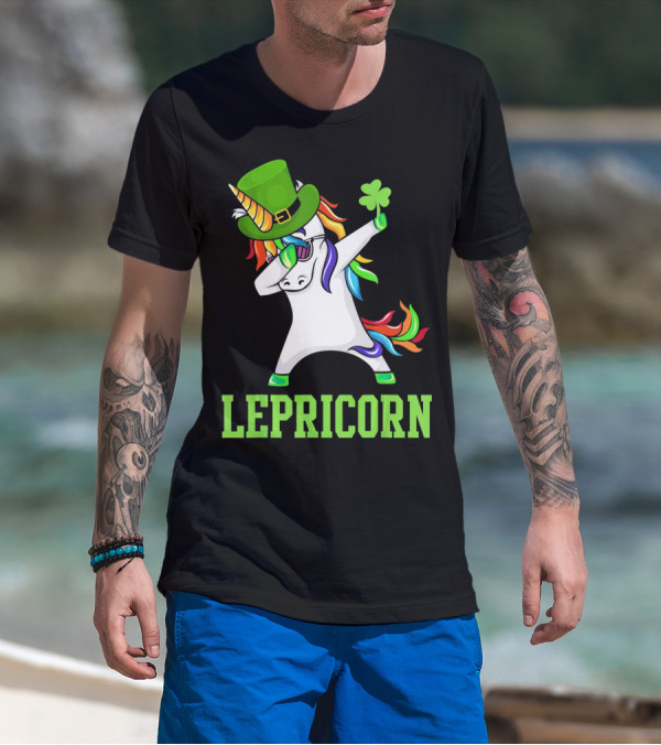 Lepricorn Lucky Irish St Patricks Day Unicorn Dabb With Shamrock Hat T-Shirt