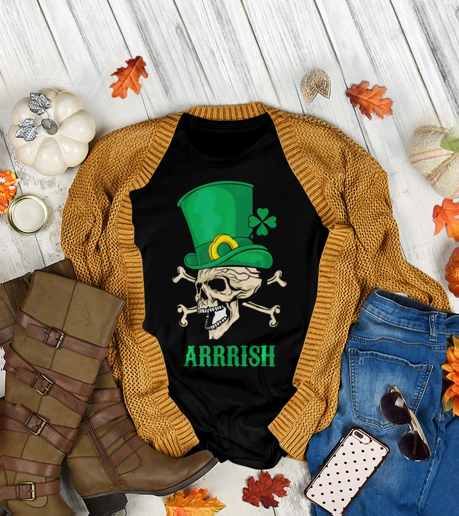 Arrrish Pirate Skull With Leprechaun Hat And Shamrock T-Shirt