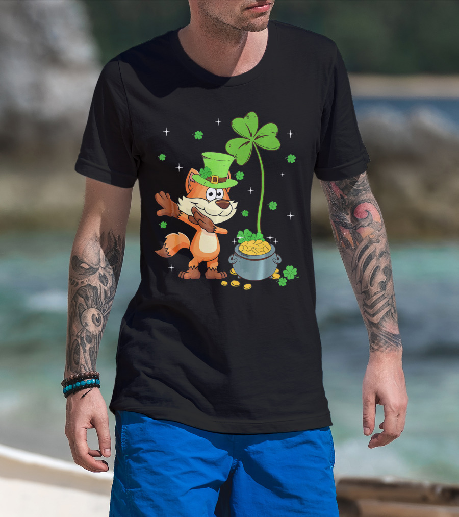Shamrock Leprechaun Fox With Clover And Pot Of Gold T-Shirt