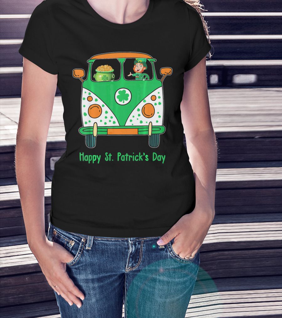 Happy St. Patrick's Day Leprechaun Gold Pot Hippie Car T-Shirt