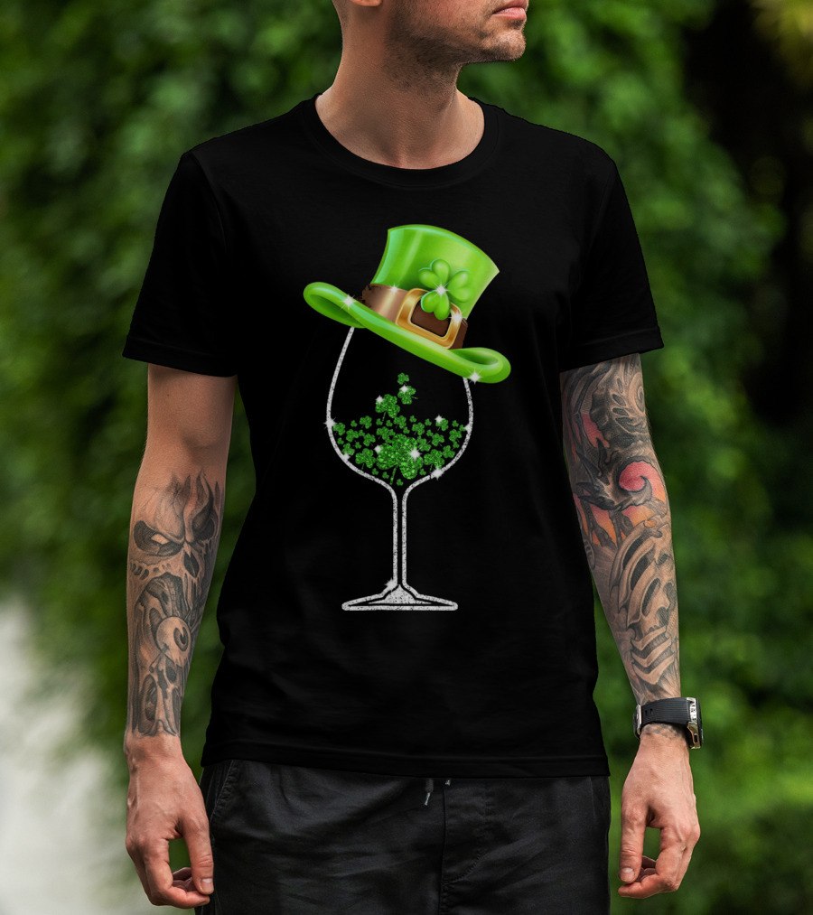 St Patricks Day Shamrock Wine Glass With Leprechaun Hat T-Shirt