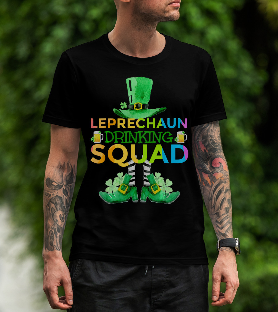 Leprechaun Drinking Squad Beer Rainbow Hat Clover Stripes T-Shirt