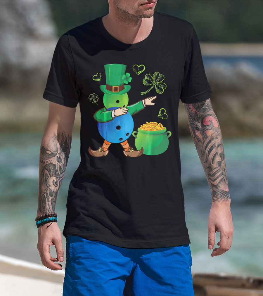 Pooling Leprechaun Dabbing With Gold Pot And Shamrocks T-Shirt