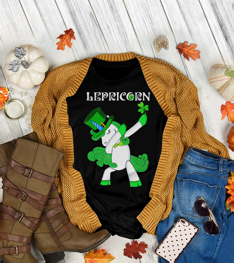 Lepricorn Funny Dabbing Cute Irish Unicorn with Shamrock T-Shirt