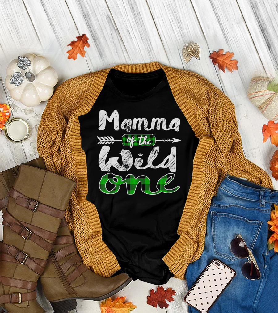 Mamma of the Wild One Arrow Plaid T-Shirt