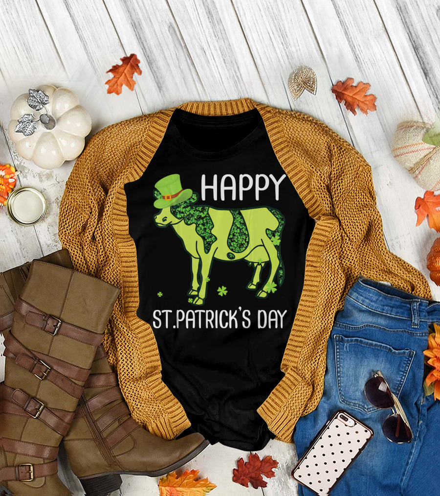 Happy St. Patrick's Day Shamrocks Cow Leprechaun T-Shirt