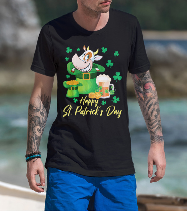 Happy St. Patrick's Day Cow Dancing In Leprechaun Hat With Gold Coins And Beer T-Shirt