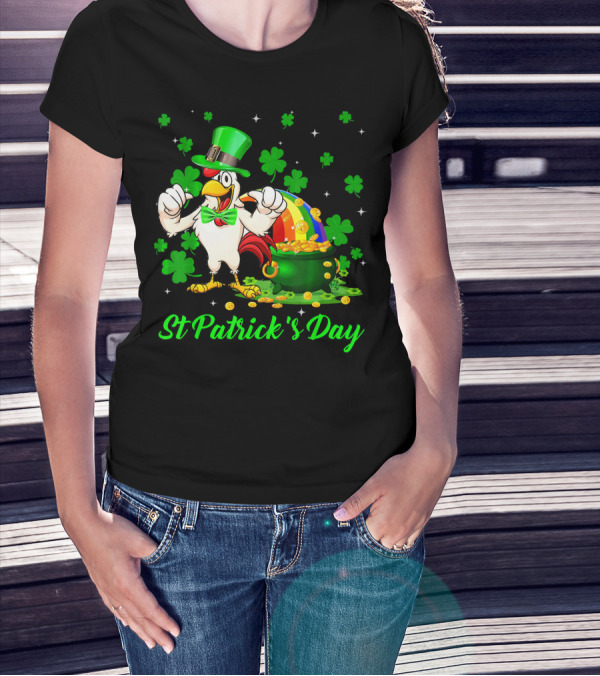 St Patrick's Day Leprechaun Chicken Shamrock Pot Of Gold T-Shirt