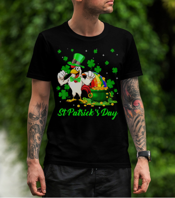St Patrick's Day Leprechaun Chicken Shamrock Pot Of Gold T-Shirt