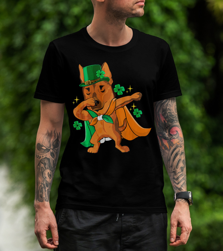 German Shepherd Leprechaun Dabbing With Shamrocks And Green Hat T-Shirt