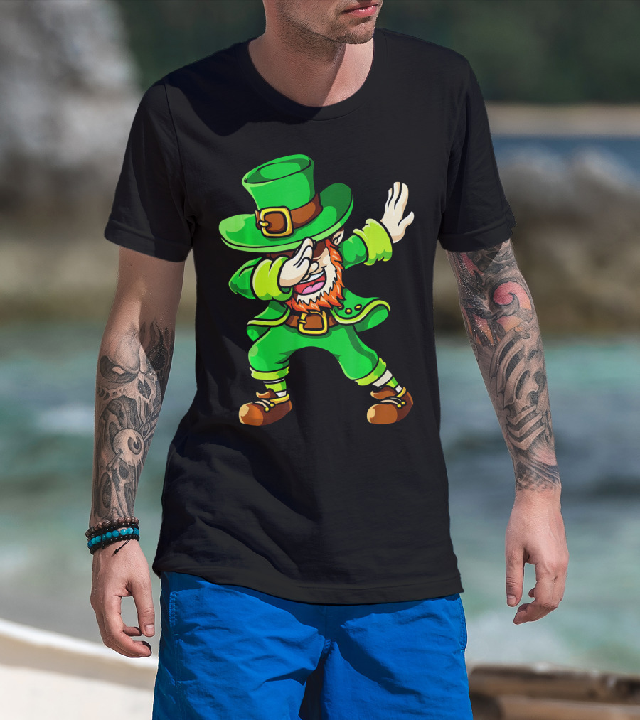 St Patricks Day Dabbing Leprechaun Irish Celebration T-Shirt