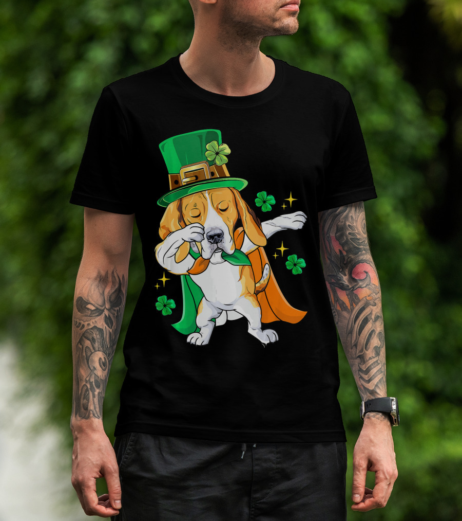 Beagle Dabbing Leprechaun St Patricks Day Shamrocks T-Shirt