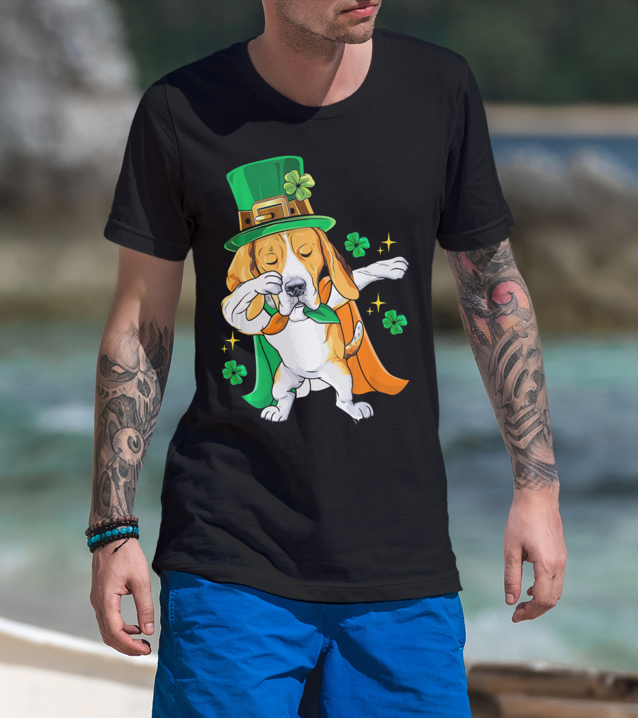 Beagle Dabbing Leprechaun St Patricks Day Shamrocks T-Shirt