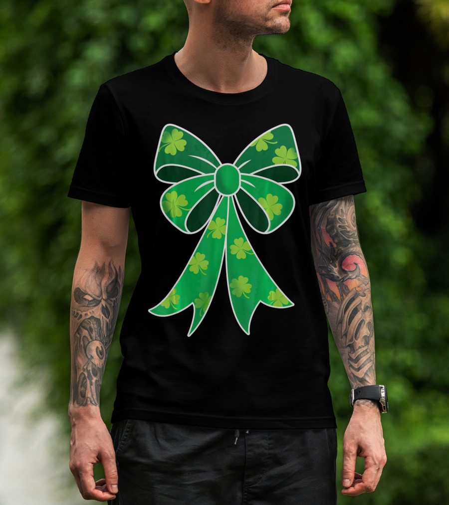 Cute Girls Irish Shamrock Bow T-Shirt