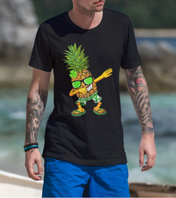 Pineapple Leprechaun Dabbing Clover Sunglasses St Patrick's Shorts T-Shirt