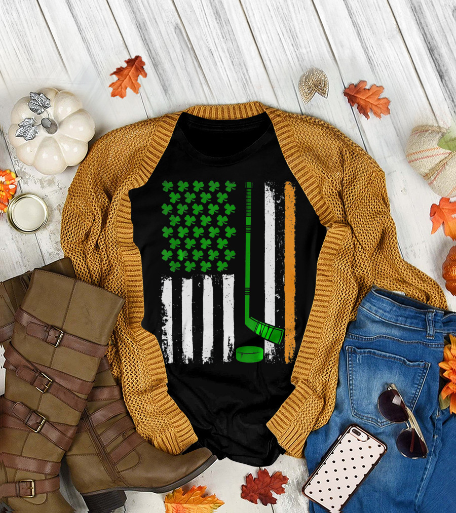 Hockey St Patricks Irish American Flag Shamrock Hockey Stick T-Shirt