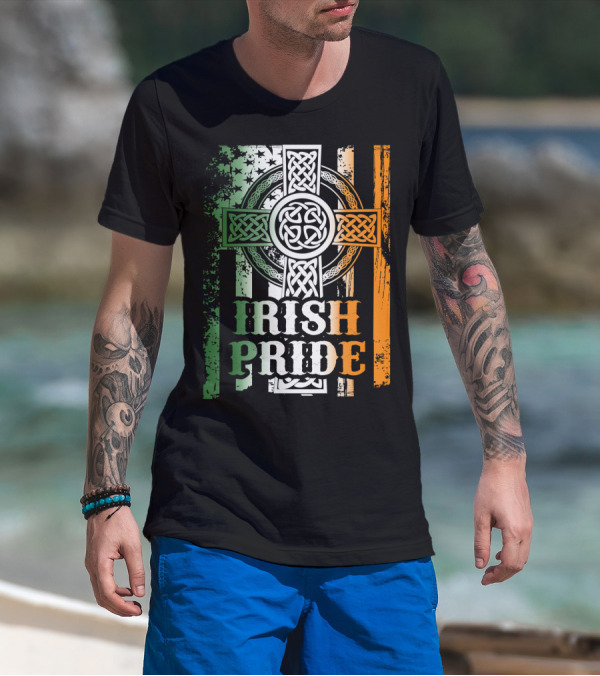 Irish Pride Celtic Cross St Patricks Day Flag Elements T-Shirt