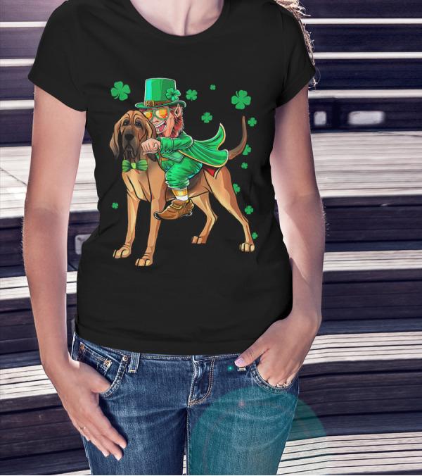 Leprechaun Riding Bloodhound Shamrock St. Patrick's Day T-Shirt