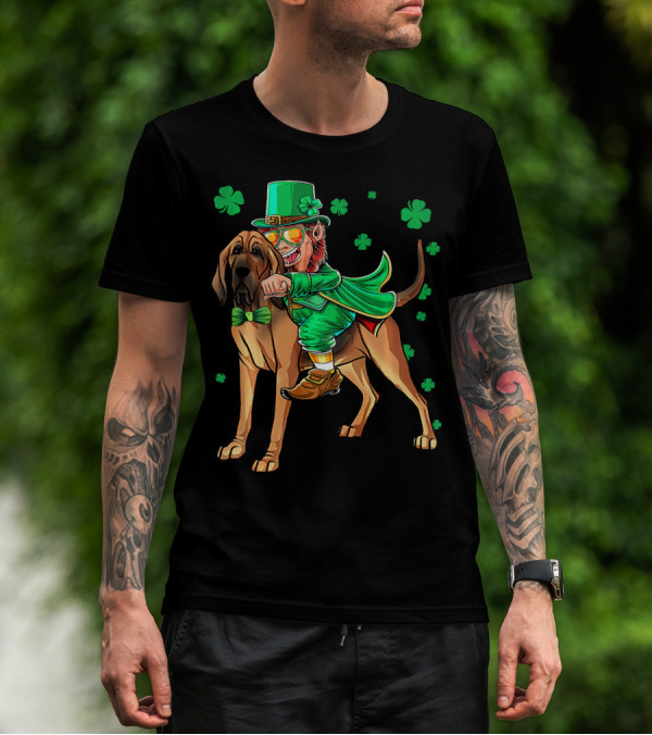 Leprechaun Riding Bloodhound Shamrock St. Patrick's Day T-Shirt