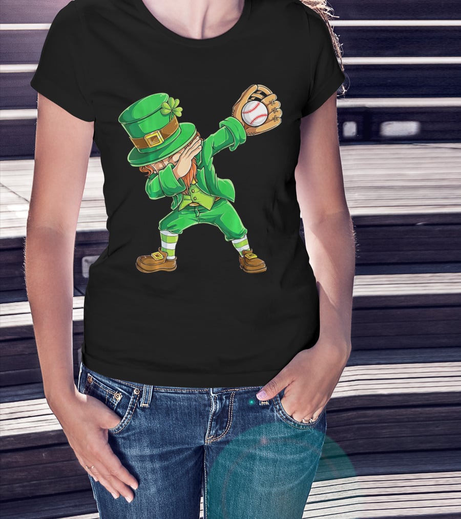 Dabbing Leprechaun Baseball Glove Pitcher Fantasy T-Shirt