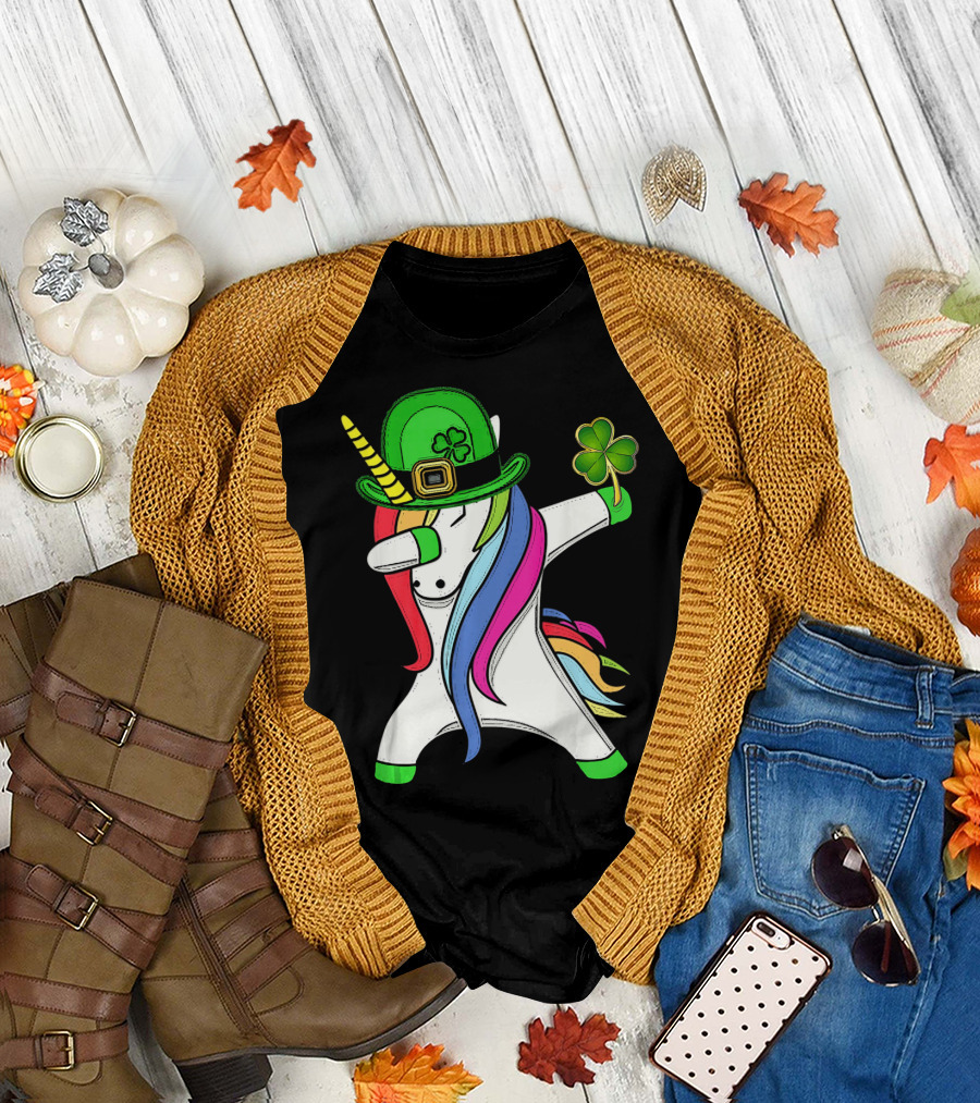 Lepricorn Unicorn Leprechaun St.P Clover Hat Dabbing T-Shirt