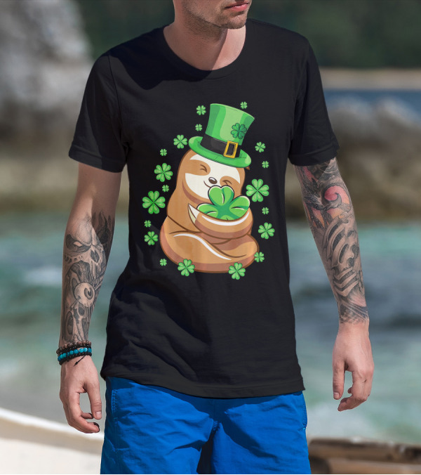 Lucky Sloth St Patricks Day Leprechaun With Shamrocks And Green Hat T-Shirt