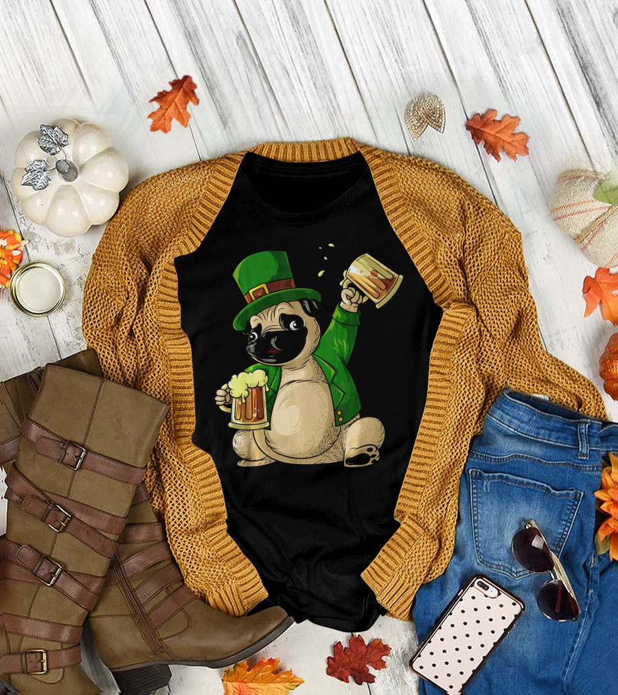 Irish Leprechaun Pug with Beer Mugs T-Shirt