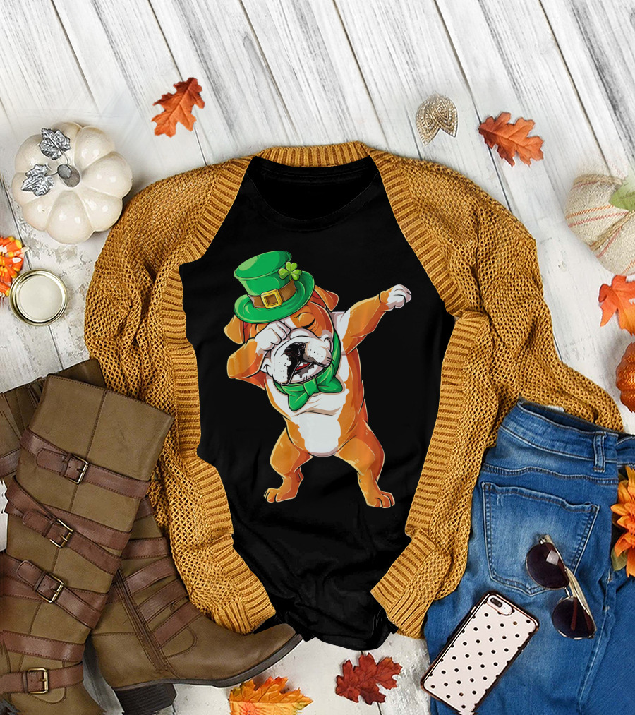 St. Patrick's Day Dabbing English Bulldog T-Shirt