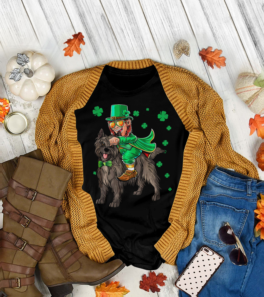 Leprechaun Riding Cairn Terrier Shamrock St Patrick's Day T-Shirt