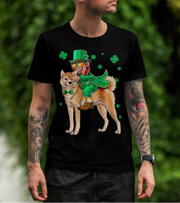 Leprechaun Akita Shamrock St. Patricks Day T-Shirt