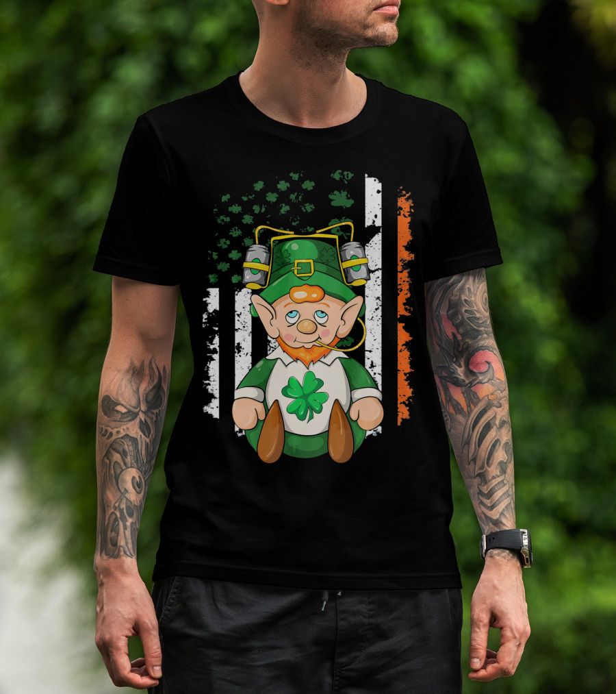 Irish American Flag Leprechaun St. Patrick's Day Clover T-Shirt