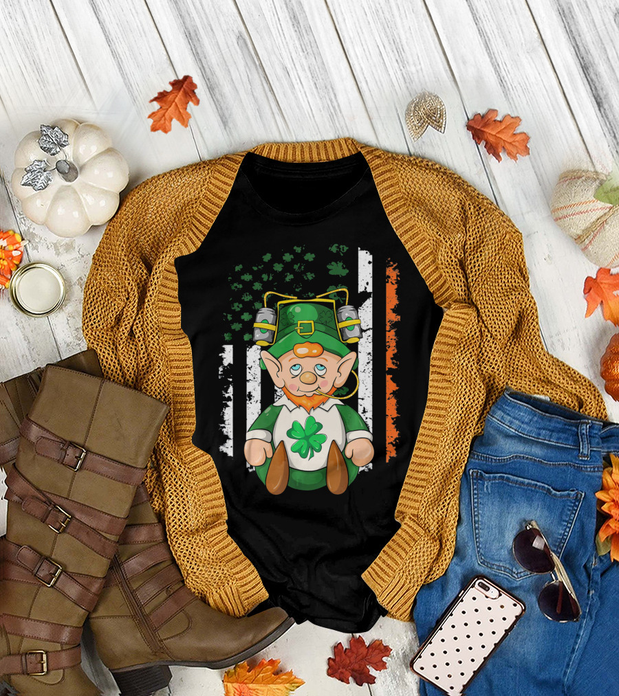 Irish American Flag Leprechaun St. Patrick's Day Clover T-Shirt