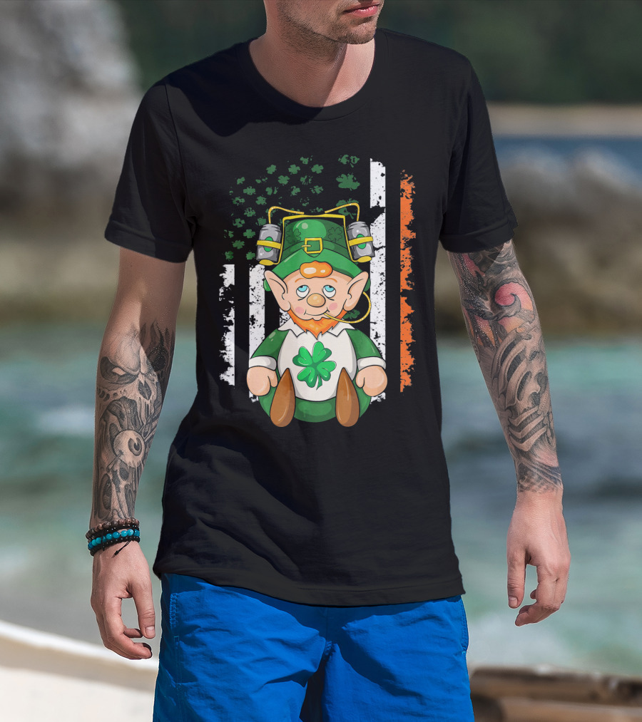 Irish American Flag Leprechaun St. Patrick's Day Clover T-Shirt