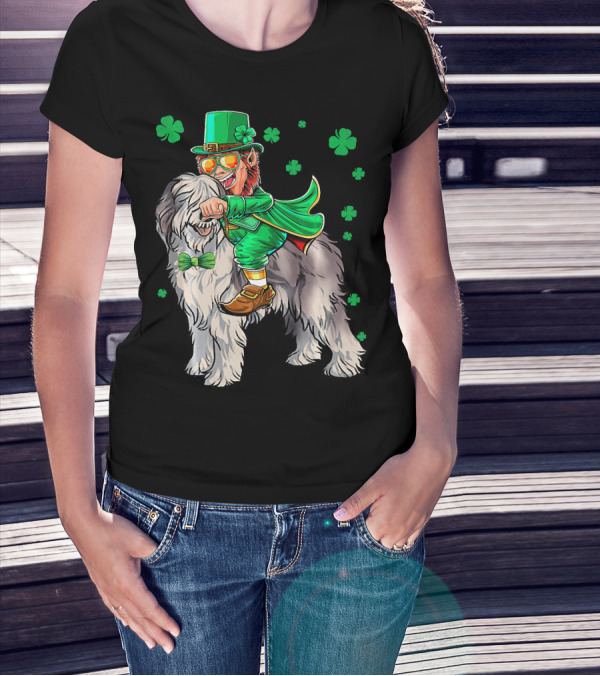 Leprechaun Olde English Sheepdog Shamrock St. Patrick's Day T-Shirt