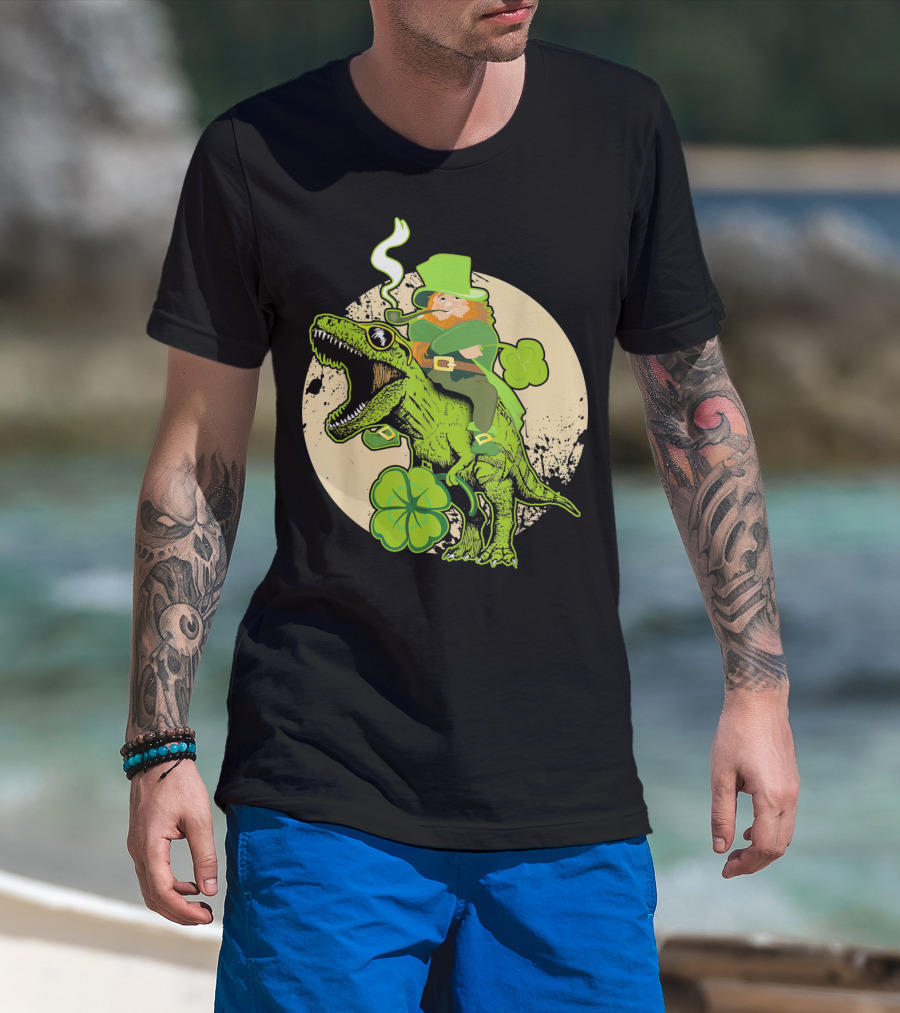 St Patricks Day Leprechaun Riding Dinosaur With Shamrocks T-Shirt