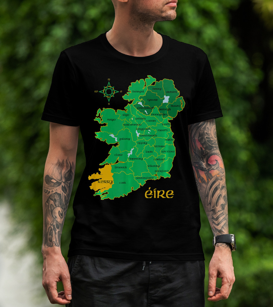 Kerry Ireland Éire Irish County Map Éire With Compass Rose T-Shirt