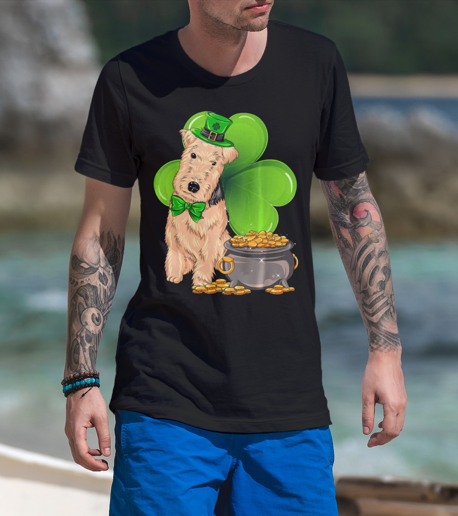 Lakeland Terrier St Patricks Day Leprechaun Hat Shamrock Pot Of Gold T-Shirt