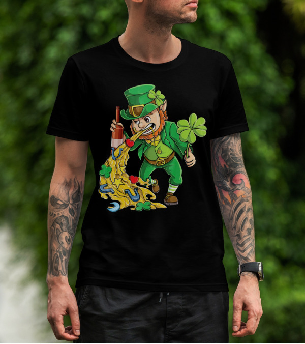 St Patricks Day Leprechaun Pouring Shamrocks Hearts Horseshoes And Stars T-Shirt