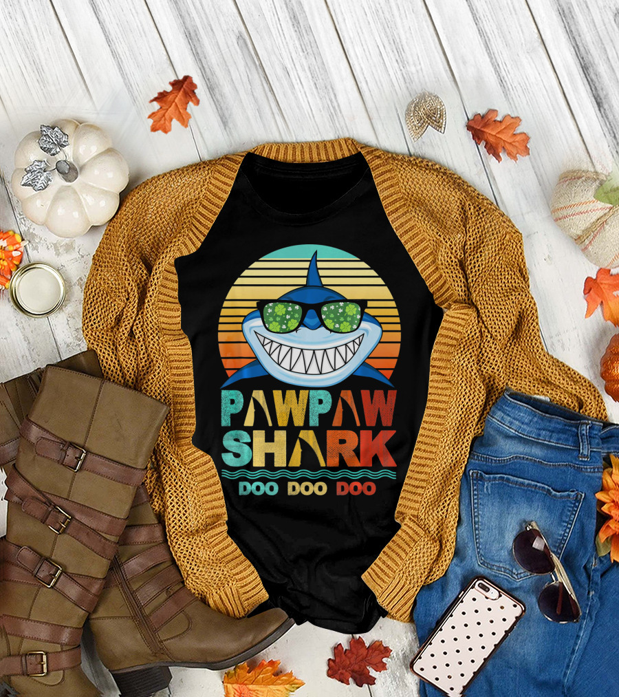 Pawpaw Shark Doo Doo Doo Sunglasses Retro Sunburst T-Shirt