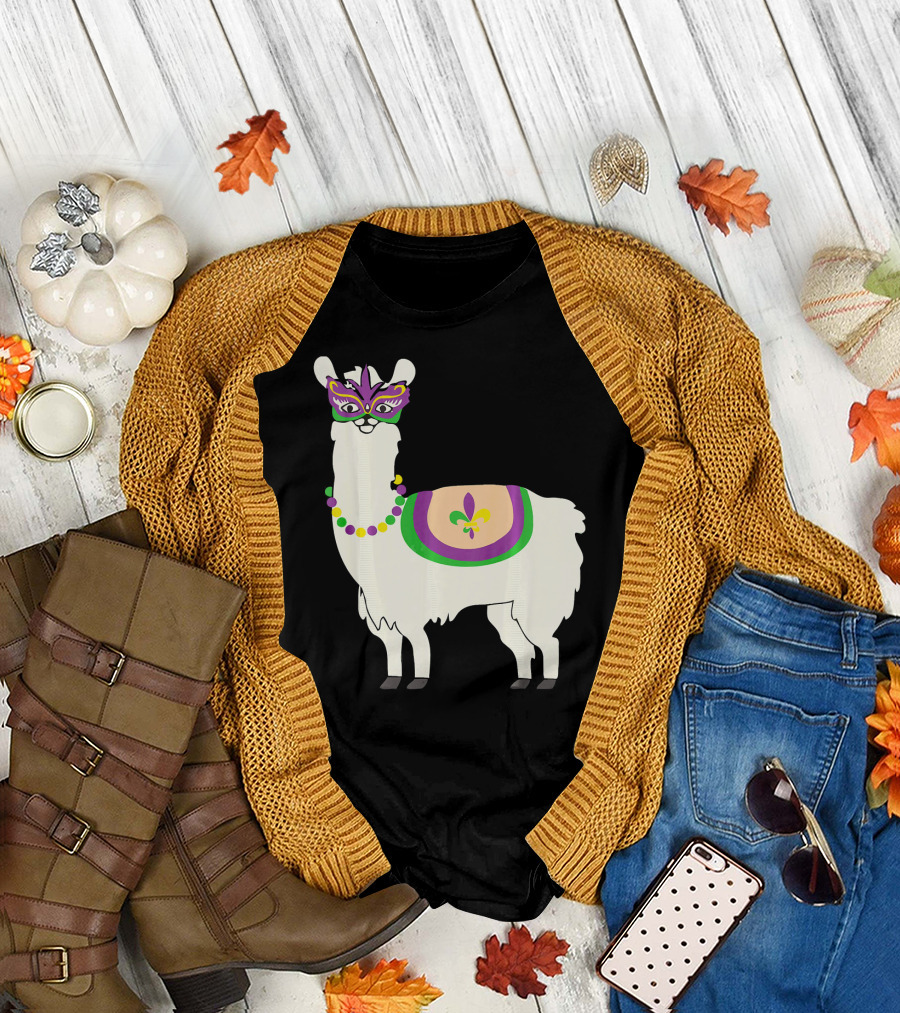 Mardi Gras Llama with Fleur-de-Lis Beads and Mask for Funny Carnival Party T-Shirt