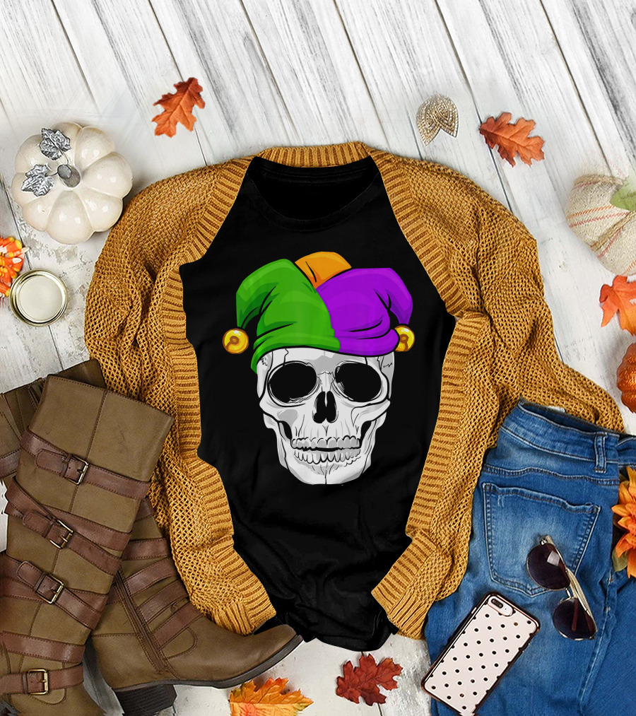 Mardi Gras New Orleans Skull with Colorful Jester Hat T-Shirt