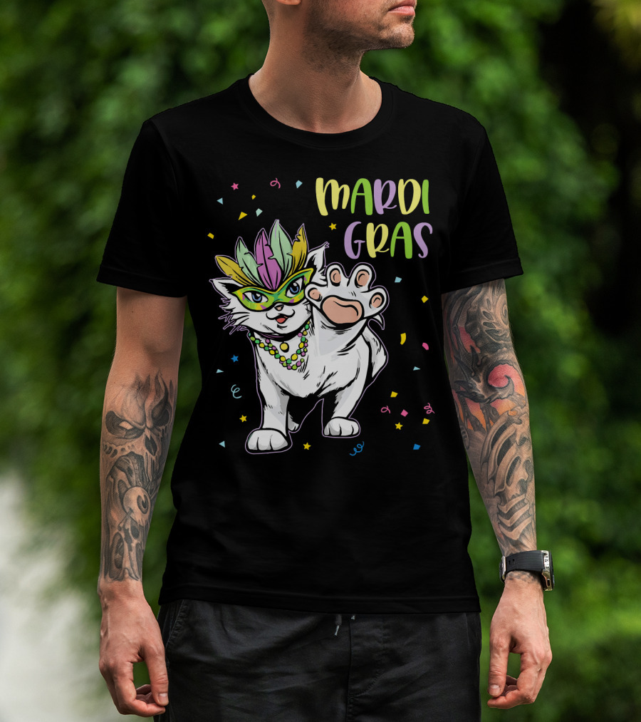 Mardi Gras Masked Cat Dancing With Beads And Confetti T-Shirt