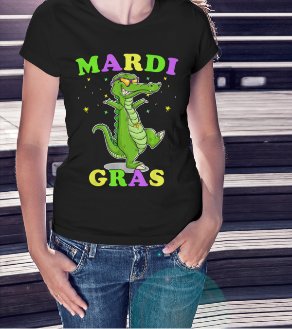 Mardi Gras Alligator Party With Sunglasses And Beads T-Shirt