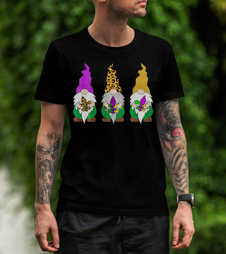 Mardi Gras Festival Colors Glitter Leopard Pattern Gnomes With Fleur-de-Lis T-Shirt
