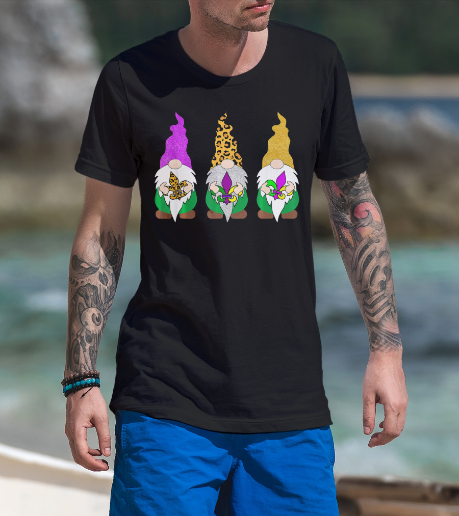 Mardi Gras Festival Colors Glitter Leopard Pattern Gnomes With Fleur-de-Lis T-Shirt