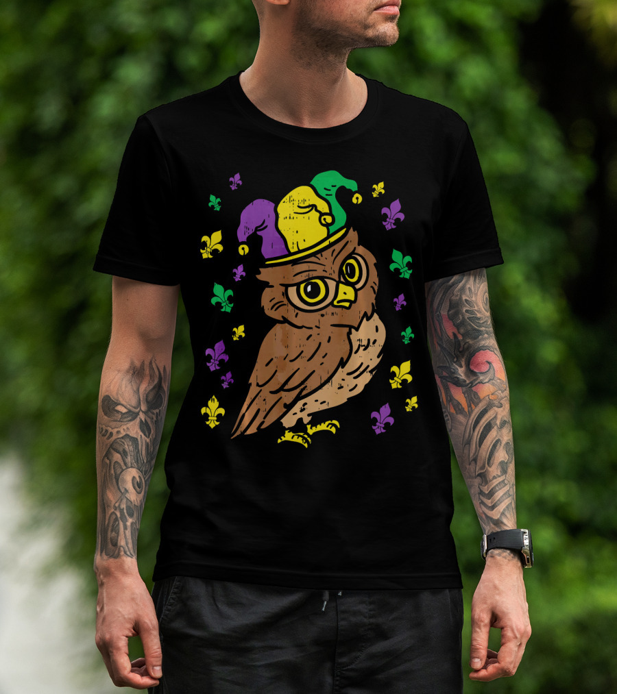 Jester Owl Mardi Gras Bird Animal Lover T-Shirt
